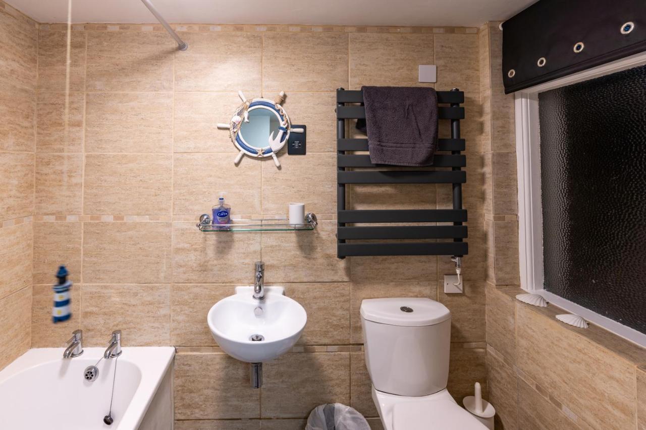 Апартаменты Looe Self Catering Экстерьер фото
