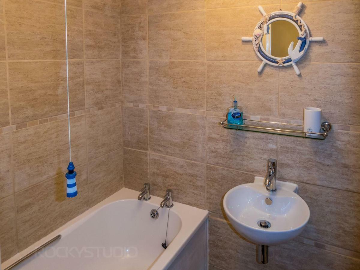 Апартаменты Looe Self Catering Экстерьер фото